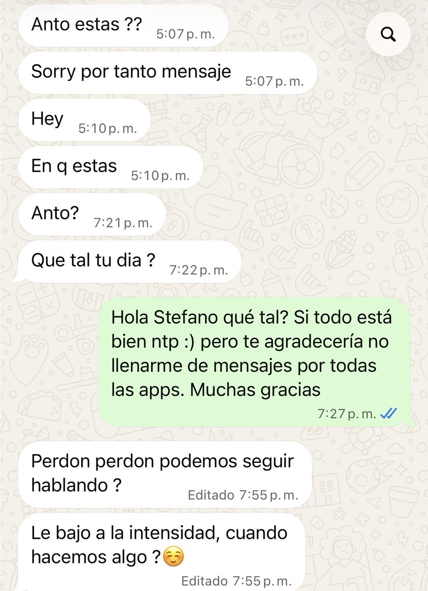 antosangui7's tweet photo. Me cayó bn un chico, el cual intercambiamos números, pero lo que pasó d una conversación normal como cualquier otra con amigos, pasó a ser hostigante e intensa. Si la mujer te transmite su incomodidad, cambias tu comportamiento pero no fue así y no dejo de serlo  x varias apps https://t.co/9B8B0hVSgC