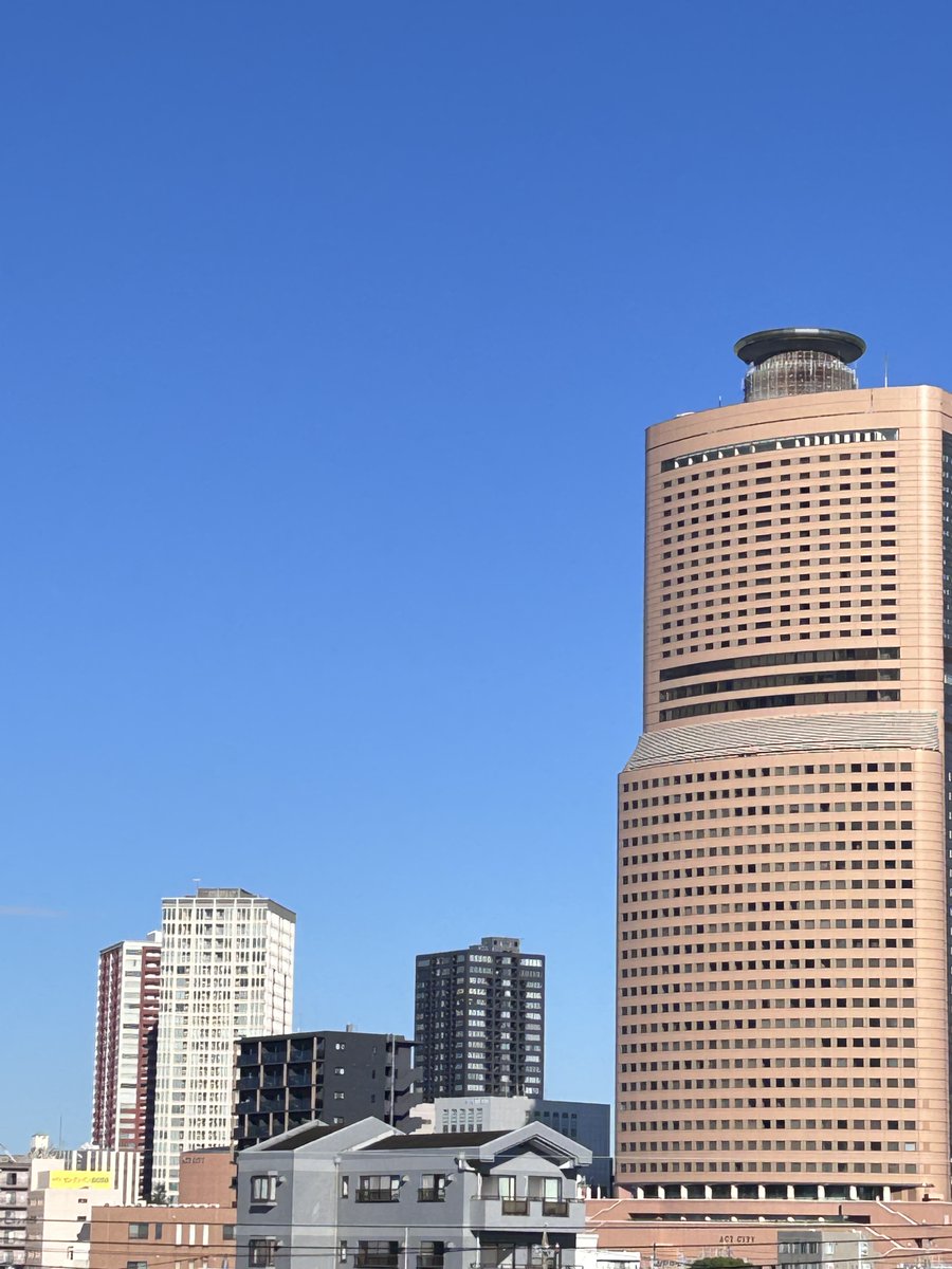 Libellula_007's tweet photo. おはようございます😊

今日の浜松は晴れ時々曇り。
最高気温は31℃前後で、暑さがぶり返しそうです☀️
昨日の配送の仕事は、曇り空で動きやすい一日でした。
後半に小雨が降り出して少し驚きましたが、特に問題なく終了です🙂

その間に1件、夜にはもう1件、エニタイムズを通じて家具組立てのご相談をいただきました📝
どちらも引き続きやり取りを進めています。
今日は配送の仕事のあと、18日に予定しているIKEA・METOD家具の組立てに向けて、ホームセンターへ。
壁固定用のネジなど、必要なものをしっかりそろえてきます🔩

ご相談が重なることもありますが、一件ずつ内容を確認しながら、安心していただける対応を心がけます🍀
家具の組立て・解体でお困りの際は、ホームページからお気軽にご相談ください。
https://t.co/LV5AmWNqZG

本日もよろしくお願いします！
#浜松市
#家具組立て
#家具組立て代行
#IKEA
#METOD
#くらしのマーケット
#リベルラ・ロッサ