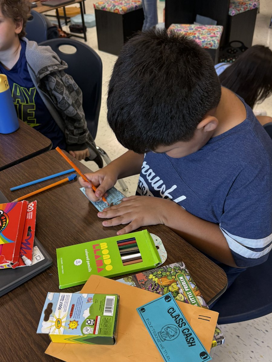 NISDBRAUCHLE's tweet photo. Spreading kindness one compliment at a time🥰🥰 https://t.co/C6u5sFwsk8