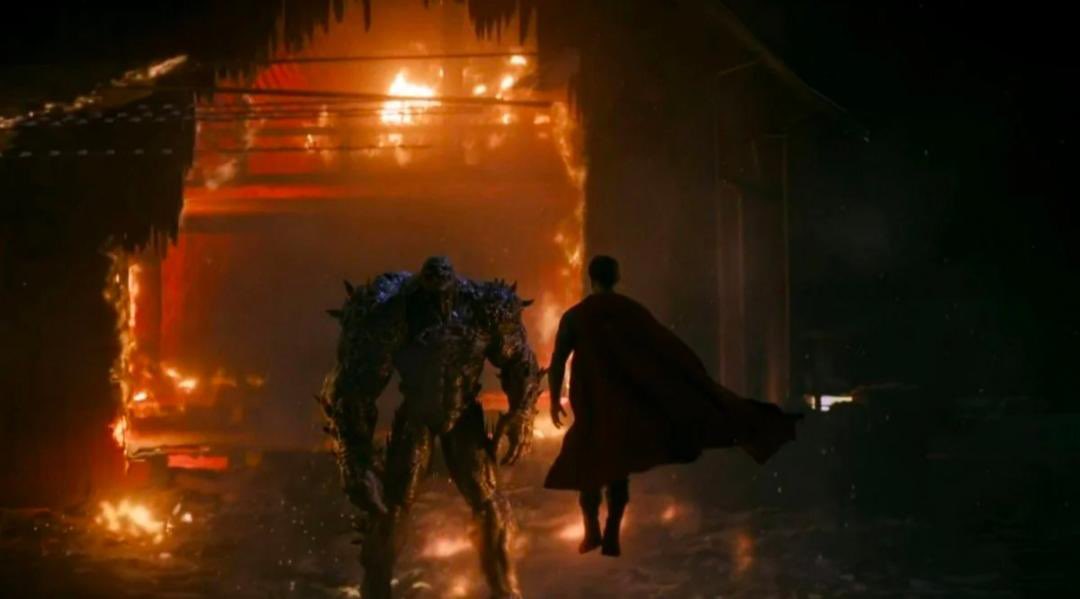 comicaccuracy's tweet photo. There was a show that had Superman flying planet to planet fighting Doomsday (in costume) in the same season where he and his family were dealing with the reality of his wife’s illness. 

If you can’t do both, you aren’t the person for the job. https://t.co/O9wDxn7T7F