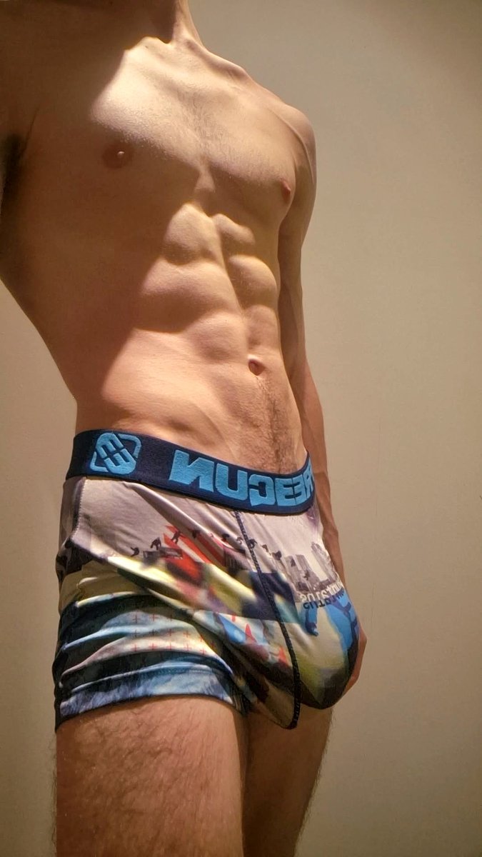 Lbtubbp's tweet photo. @freegunhot19 Très beau le tiens 😉 https://t.co/kXDhlShBWK