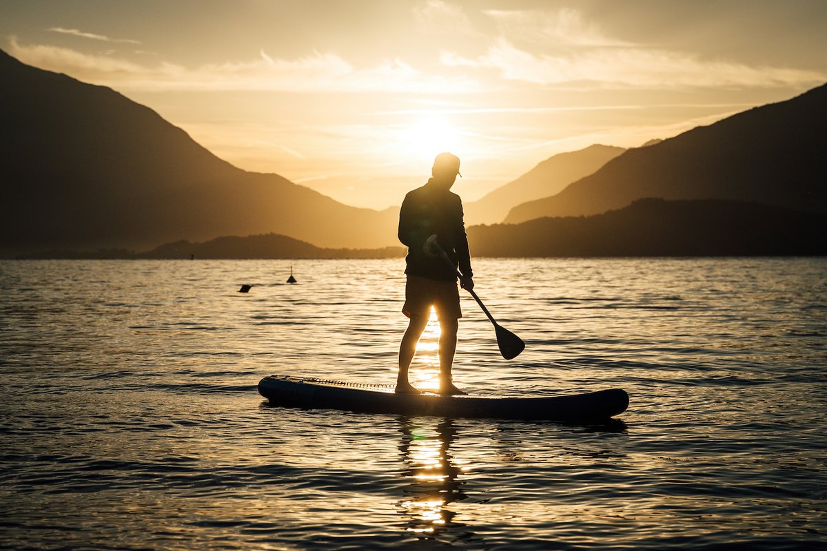 supconnect's tweet photo. Not a bad way to watch the day wind down.

📍 Como, Italy
📸 Erik Fabian

#supconnect #paddleboarding #standuppaddle #suplife #lakecomo #suptravel https://t.co/gCgKJN1YfK