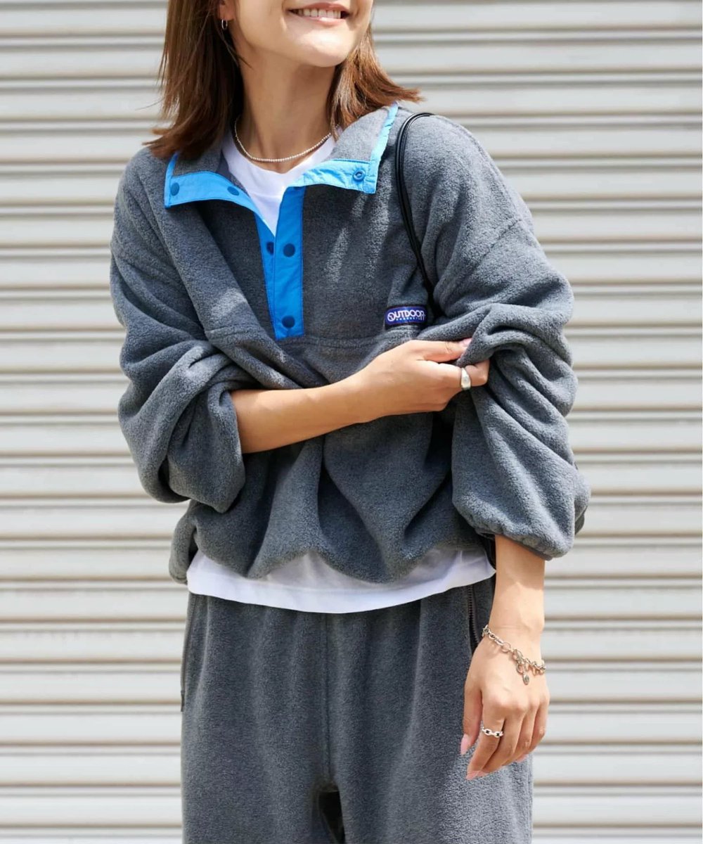 uyuuuu40's tweet photo. 「Tシャツが乾くまで」のドラマで見かける、Shinzonは、お値段高いけど、同じデザイナーさんだった、このブランドは1万円以下のものがゴロゴロ〜！！ https://t.co/J0rCK0MfU9