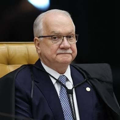 Alexmorettibr's tweet photo. Fachin convidou o Rogerio Marinho para tratar da crise institucional no STF.

Rogerio Marinho será o próximo presidente do senado federal. https://t.co/XsTxOr0xHV