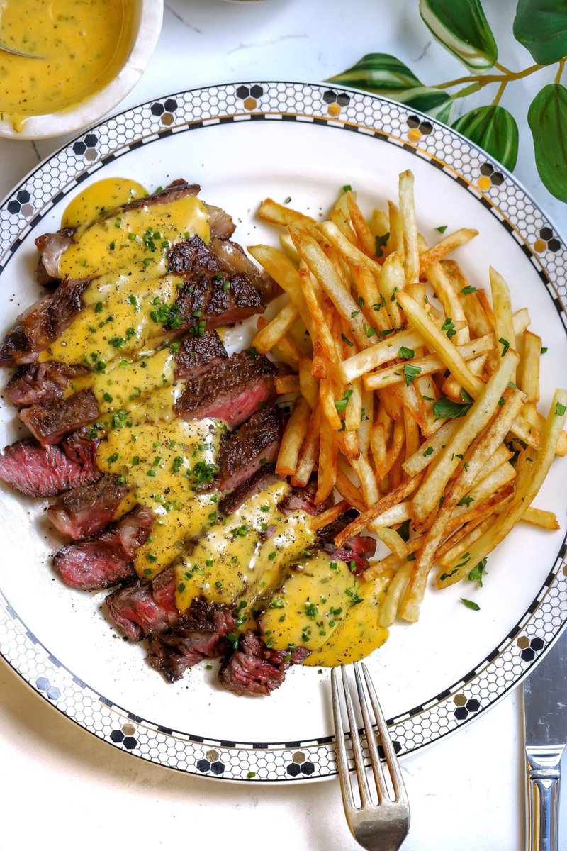 archiveuby's tweet photo. How pinterest sees me

☆ fashion
☆ pantone 
☆ mood
☆ food

💁🏼 https://t.co/CUWN36Ja1d