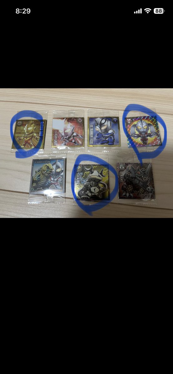 megusuba4649's tweet photo. @ultra_pokemon_ 写真をお借りしまして🔵3枚が希望になりす。
（当方）4⇄3の交換は可能でしょうか？ https://t.co/0VTTWoiMVn