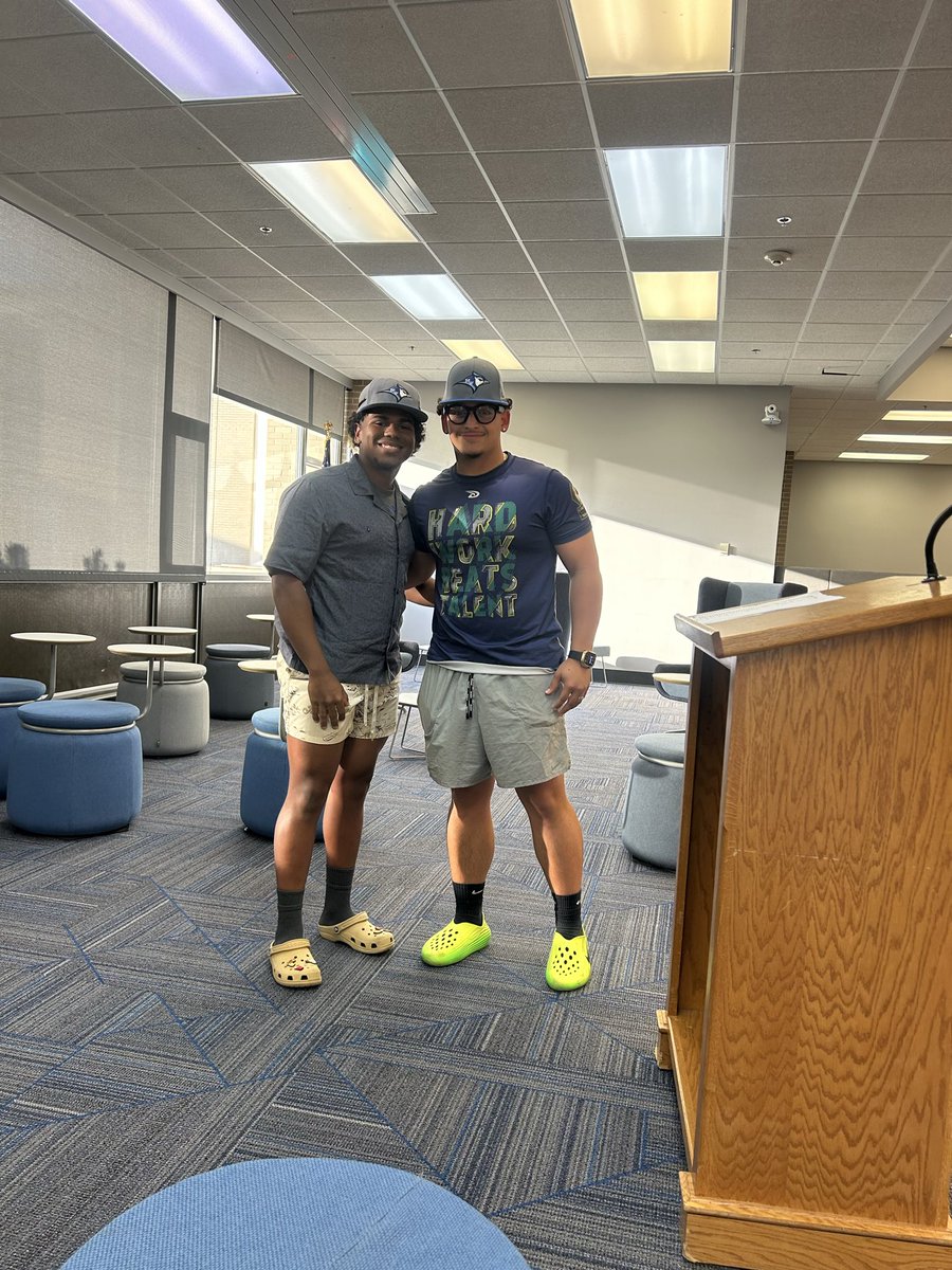 WestMinnesota's tweet photo. 🚨 1ST OVERALL PICK 🚨
With the No. 1 pick in the 2026 Minnesota West Fall World Series Draft…
Adrian Ramos is off the board! 🥇🐦
#BirdUp 🐦🔵⚪️
#BluejayBaseball
#FallWorldSeries https://t.co/0HygOgzNOV