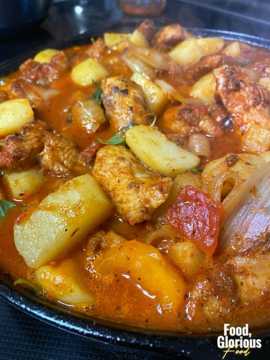 ms_hotbox's tweet photo. Harissa Chicken With All the Right Moves
I’m not going to lie… this dish had me grinning. I wanted to use my harissa again, peeked in the…
#HarissaChicken #HomeChefEnergy #SpicyAndSavory #ComfortFoodSeason #FoodGloriousFood #DinnerDoneRight
https://t.co/e4VLdEit9S https://t.co/qlZopBjOHO