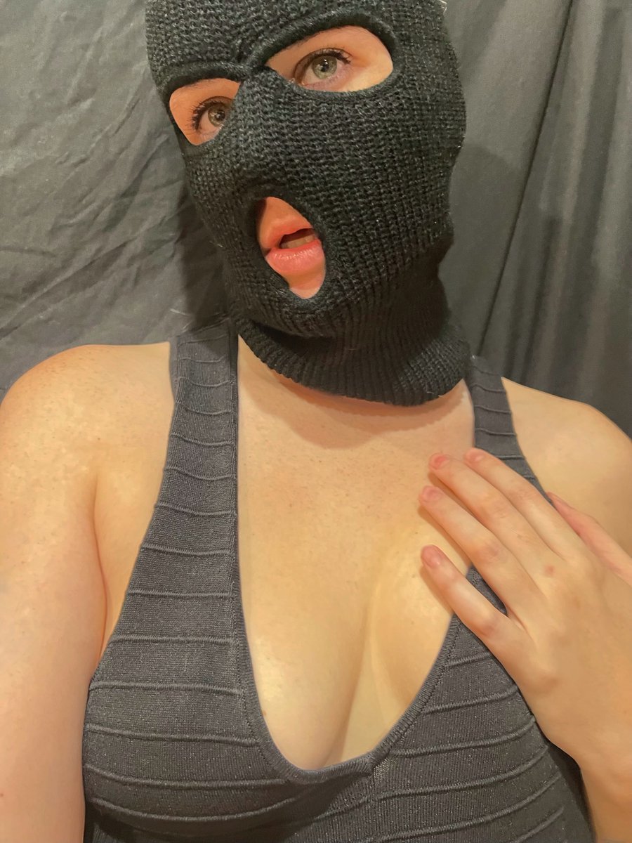 peachybound's tweet photo. Here's another teaser for you while I'm waiting to be verified on OF 😈 Check out the link tree in my bio to spoil me &amp; follow me elsewhere 💋 https://t.co/6qpeixoXAp