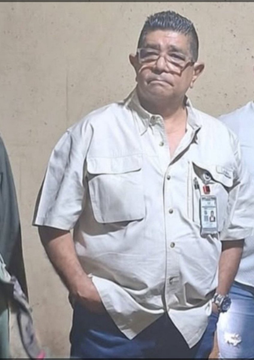 alternatorUsado's tweet photo. @nelsonpvzla2 Recuerden está plasta de Mierda ,es el juez corrupto, de lava perros a millonario , vendiendo sentencias. https://t.co/e3RtHzEaWD