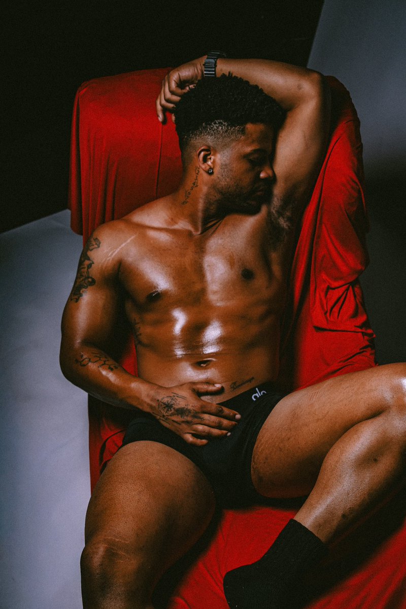 Lorde_Reptar's tweet photo. Been in the mf labโฆ
#Body #BlackContentCreator #Alo #Abs #Melanin https://t.co/cwc3AhkmNq