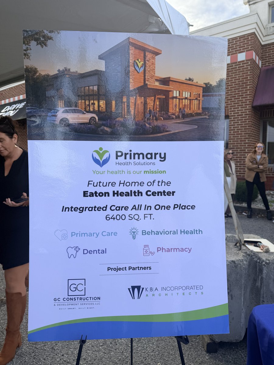 Ohiochc's tweet photo. More care, closer to home! π OACHC President & CEO Julie DiRossi-King joined @PrimaryHealth4U to break ground on the future Eaton Health Center, bringing medical, dental, behavioral health & pharmacy services to Preble County. #ValueCHCs https://t.co/2dSBIEpbL5