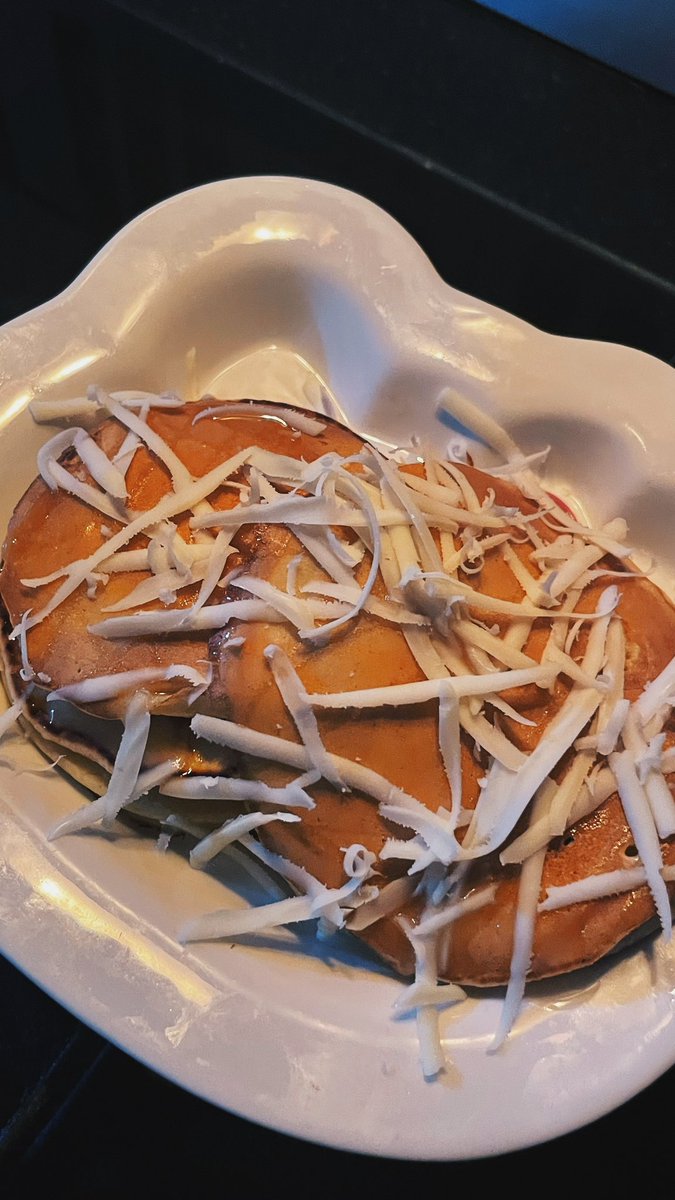 rin2uu's tweet photo. mau sarapan pancakeeee gakkk @Nachia_JKT48 https://t.co/nmN16qzEb2