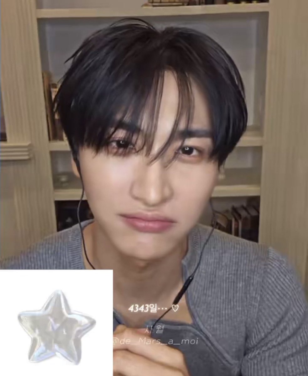 bounyhwa's tweet photo. like who can resist him ... if he looks at me like that .... name everything and it shall be yours https://t.co/AkSMyOAsTr