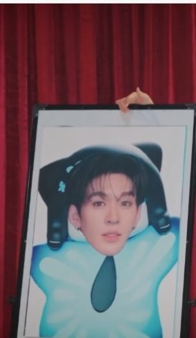 saveethanaphum's tweet photo. mhiiAUAU 😭😭 https://t.co/5WU78yWS8I