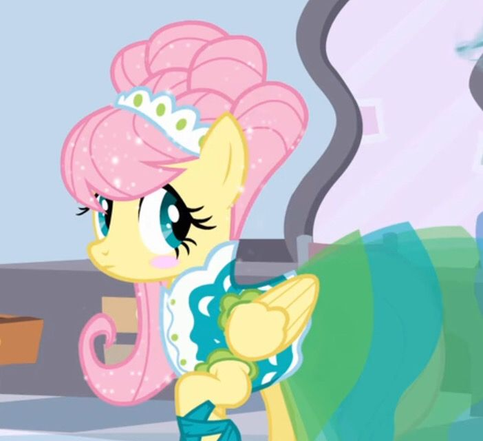 madeofcandyy's tweet photo. Fluttershy is a literal princess thats why I comissioned my pfp to be princess Fluttershy cause she is https://t.co/8xRqt5w6xe