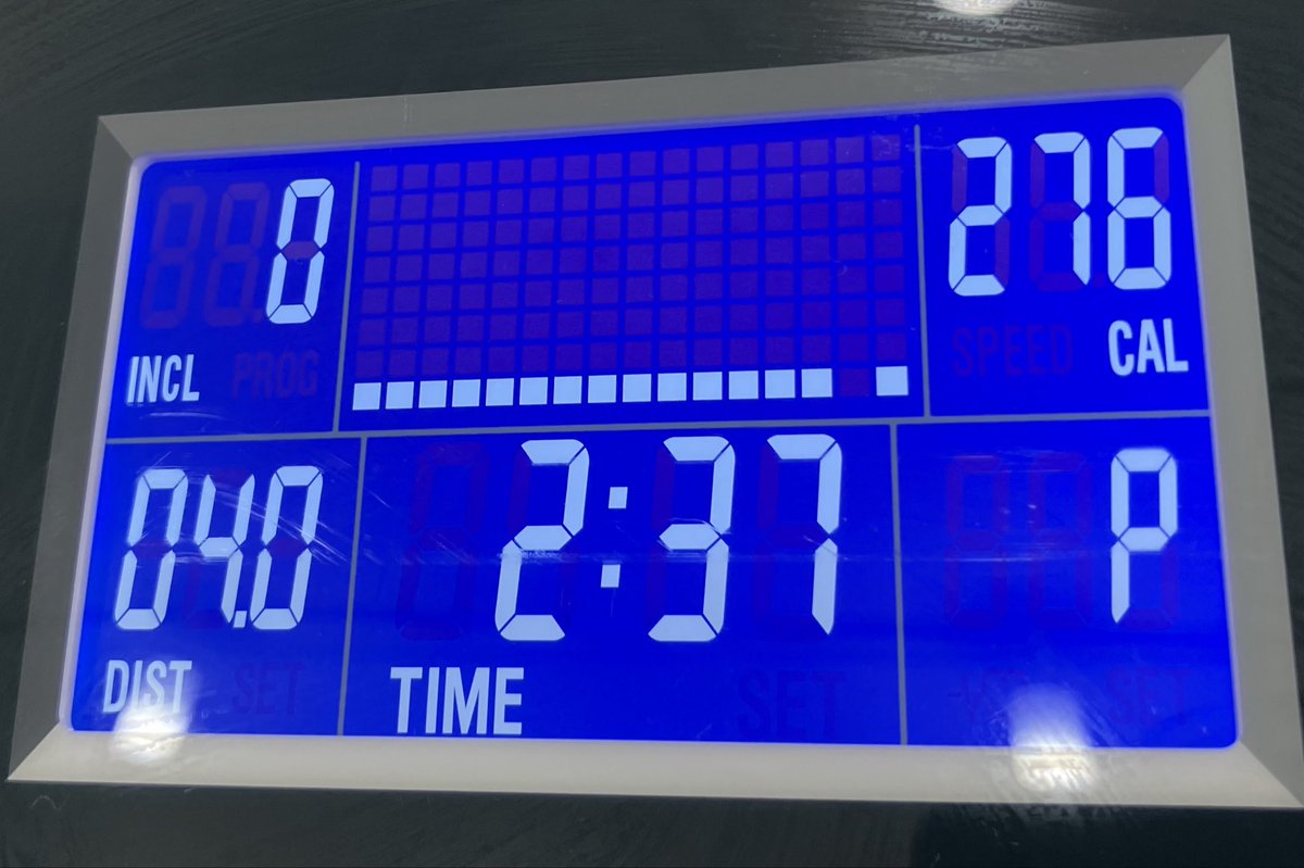 yutaisaiko's tweet photo. RIZAP（2928）の株主優待で年間半額のチョコザップランニング🏃
シルバーウィークは旅行と台風の日以外は通ってました！

#投資家さんと繋がりたい  
#株主優待  
#ちょこざっぷ
#chocozap https://t.co/lCEHBo0AwG