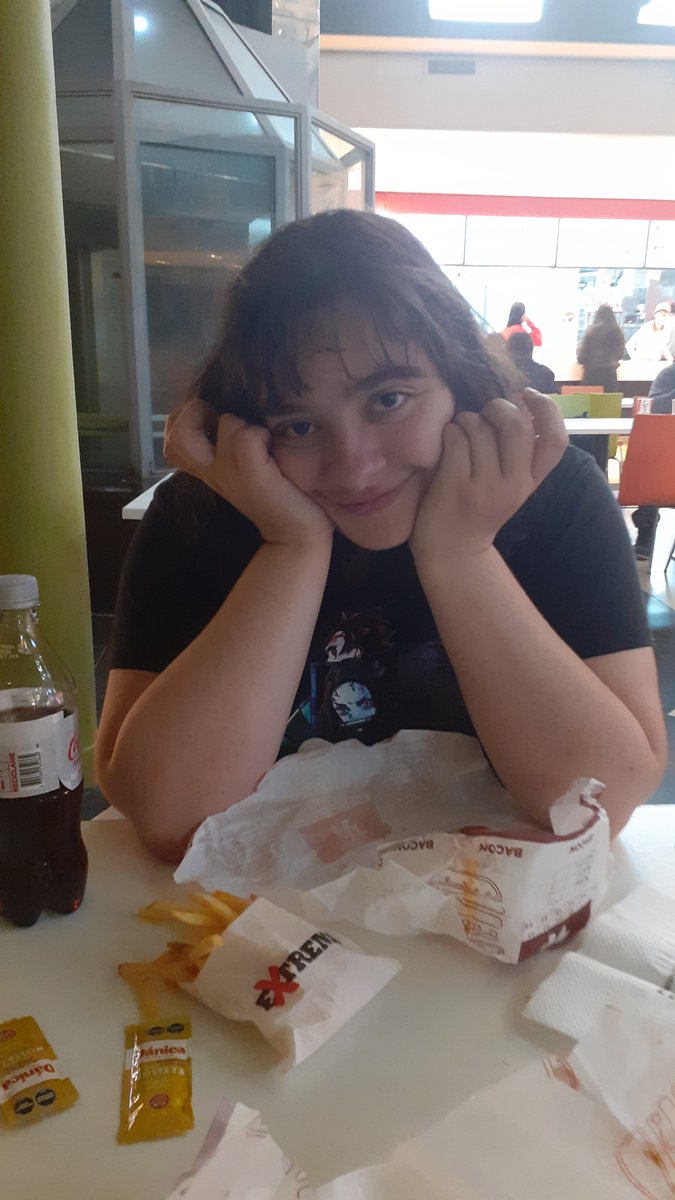 tomiilif's tweet photo. afortunado de tenerla como esposa y madre de nuestro renacuajito⚘🤍
te amo mucho https://t.co/8dikU7yPhX