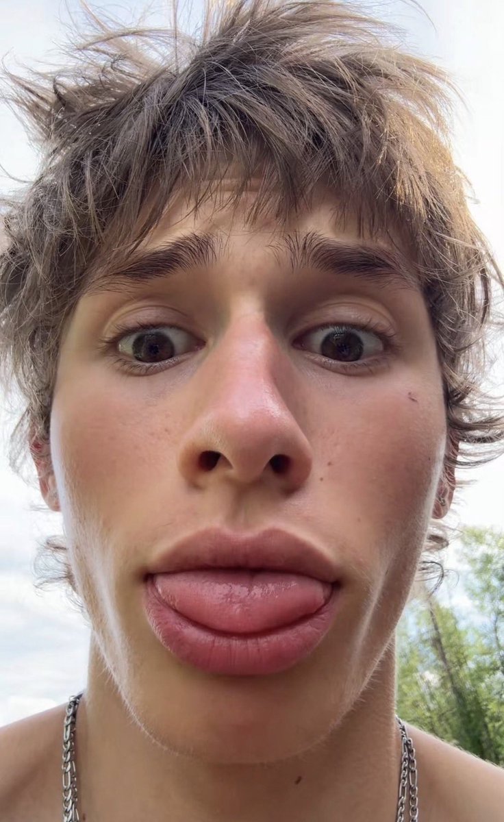 Chrisgooners's tweet photo. White boy #FacePorn thread 🍡🎀💌 https://t.co/ZltJJTbEvU