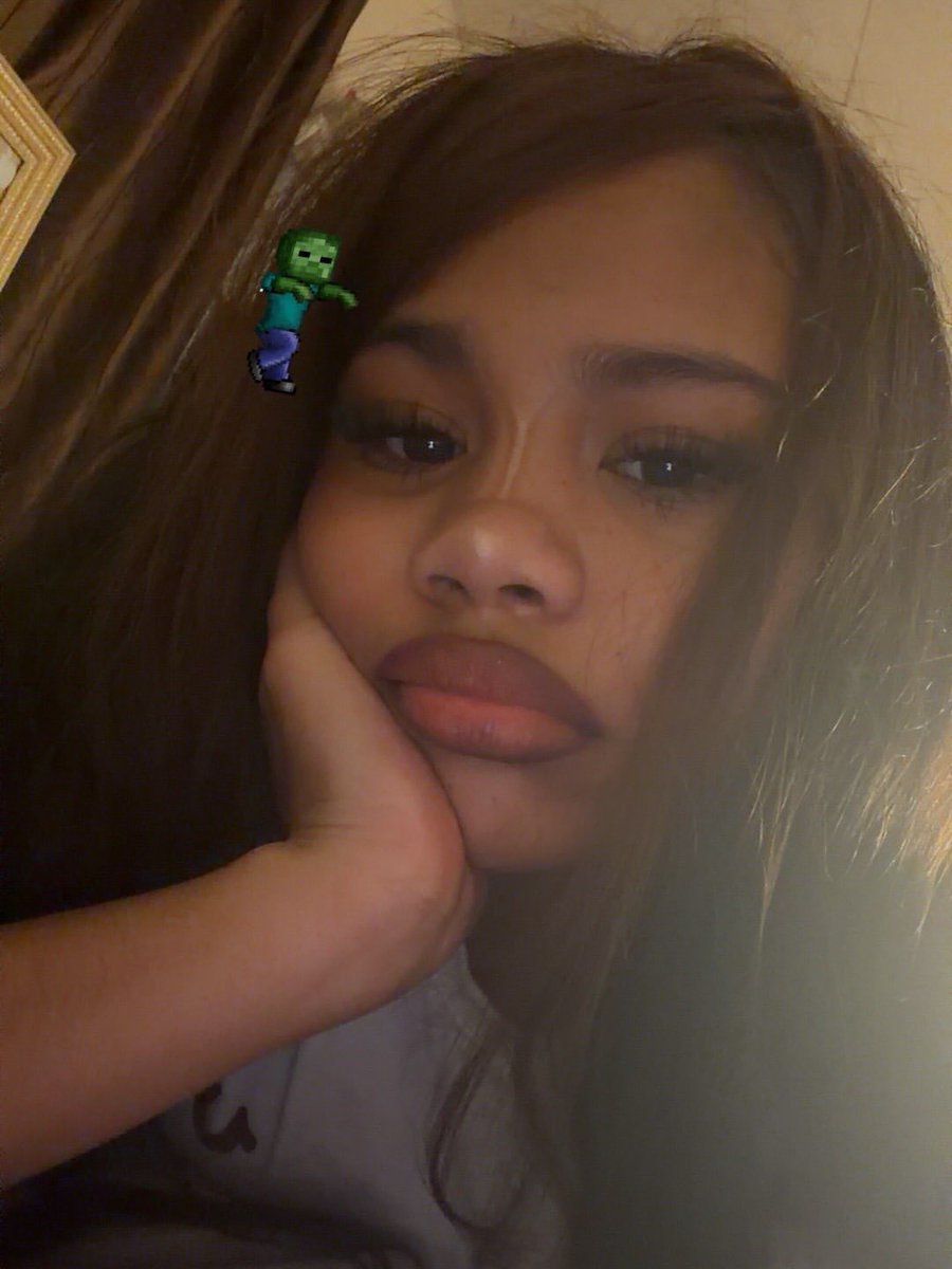genesisdream7's tweet photo. i js wanna talk to someone #lowlvl https://t.co/XSL6ZGXMmr