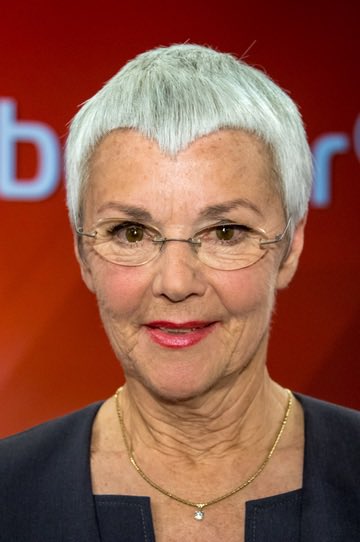AloisNorbe53940's tweet photo. Zwei sehr starke Frauen.  
Wenn eine von Beiden Bundespräsidentin wird, könnte ich sehr gut damit leben. https://t.co/AHbykKLsit