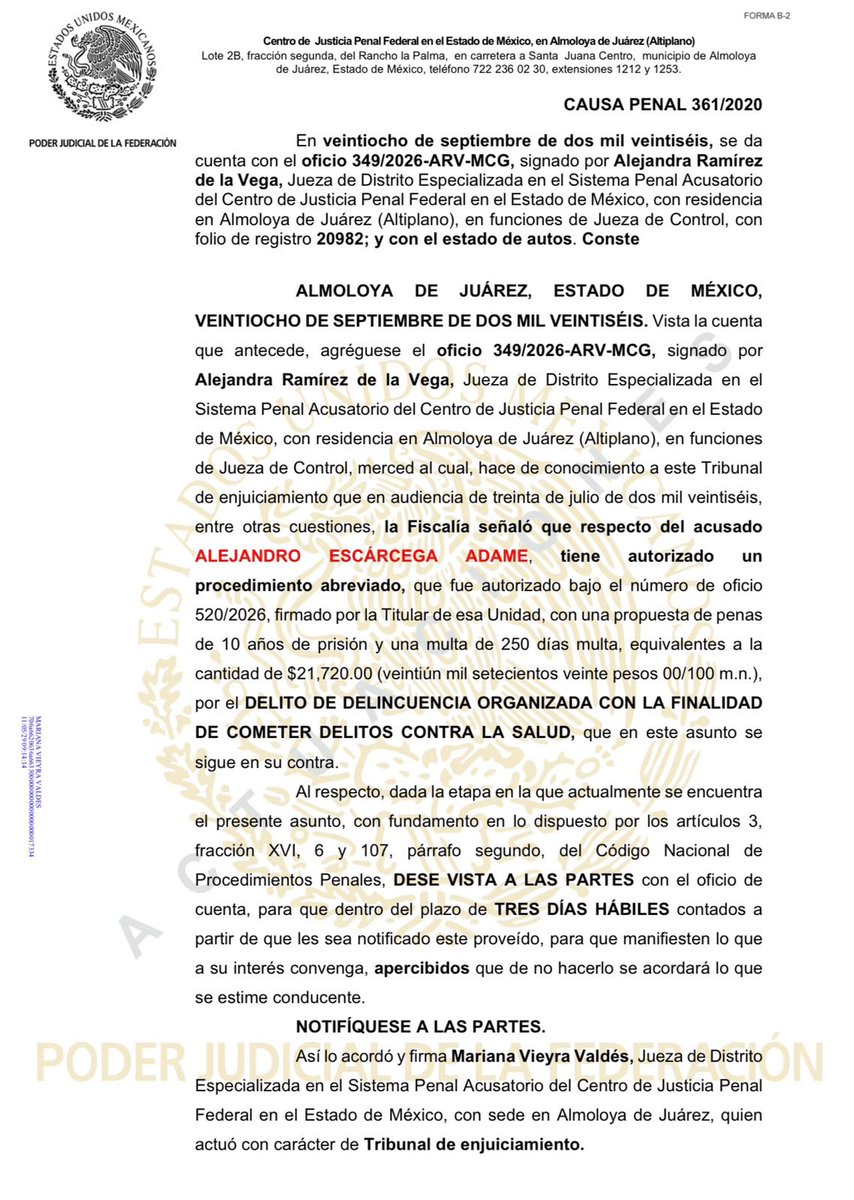 azucenau's tweet photo. 🔵Adrián LeBarón cuestionó la pena de 10 años de prisión que la @FGRMexico habría solicitado para un implicado en la masacre de tres mujeres y seis niños de la familia LeBarón.

“10 años de cárcel es lo que vale la vida de mi familia”, señaló, al considerar que aceptar esa condena sería permitir que hechos similares queden sin una sanción proporcional al daño causado.

LeBarón pidió a la presidenta Claudia Sheinbaum pronunciarse sobre el caso y advirtió que el dolor de las familias afectadas no desaparece con el paso del tiempo.
