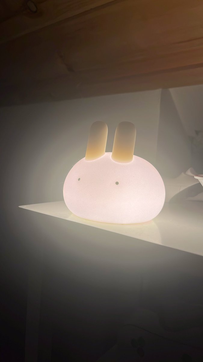 Yakiisuu's tweet photo. These things are so cute >o<  #light #fyp #cute https://t.co/FofKtVA5Q2