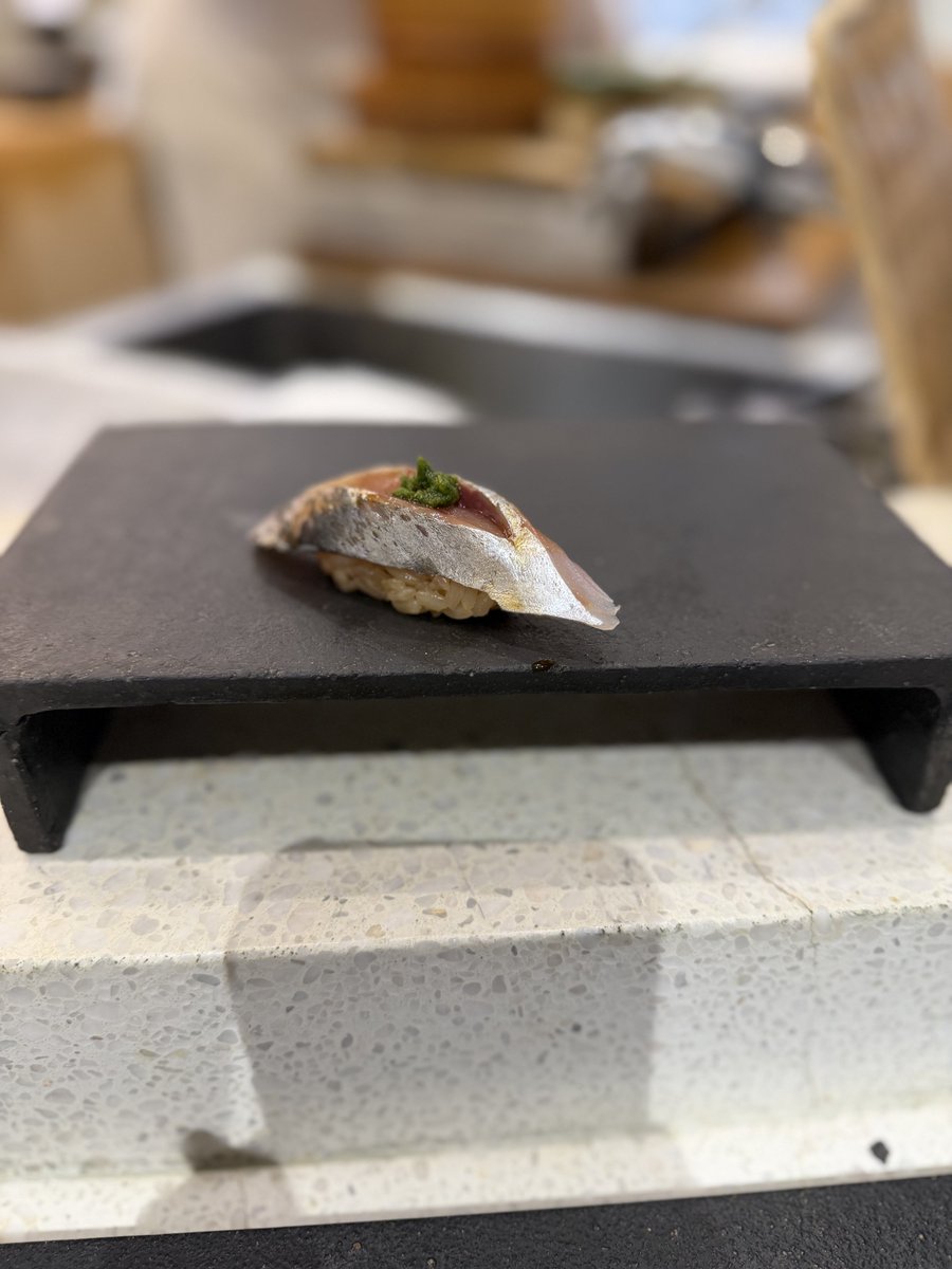 nor_bsearch's tweet photo. おはようございます☀️

先日ランチ会でお寿司たべました🍣
生もの苦手なのですが、全部おいしく食べることができて良かったです✊🏻💖
気仙沼産もありました✨️✨️
また機会があればリピしたいです～✨️

本日もよろしくお願いします🙇‍♀️
#企業公式さんと繋がりたい #企業公式相互フォロー https://t.co/hGRK2TScae