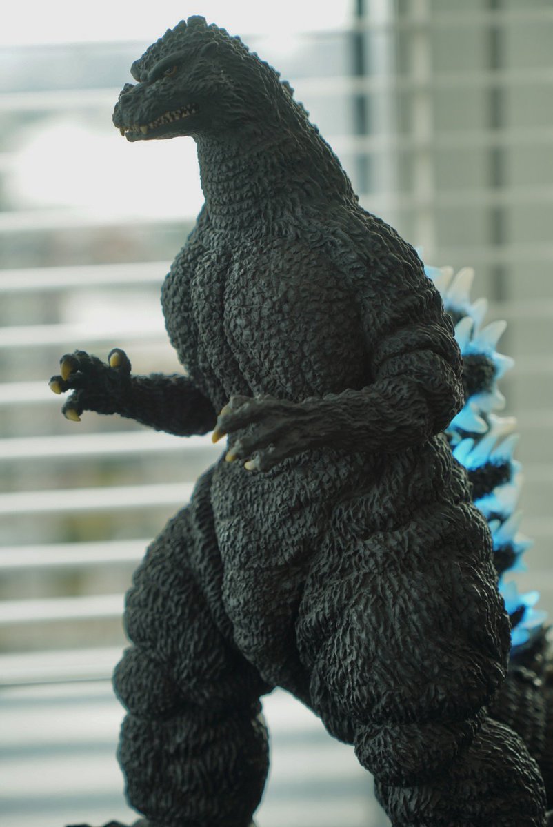 HIDEO_KOJIMA_EN's tweet photo. Purchased GODZILLA 1991 “Hokkaido Version” from “Godzilla vs. King Ghidorah.” https://t.co/OheUlOCT1u