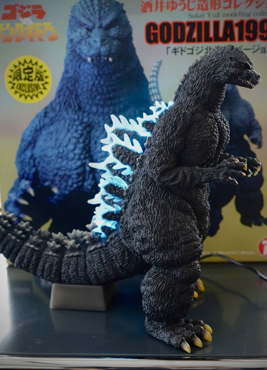 HIDEO_KOJIMA_EN's tweet photo. Purchased GODZILLA 1991 “Hokkaido Version” from “Godzilla vs. King Ghidorah.” https://t.co/OheUlOCT1u