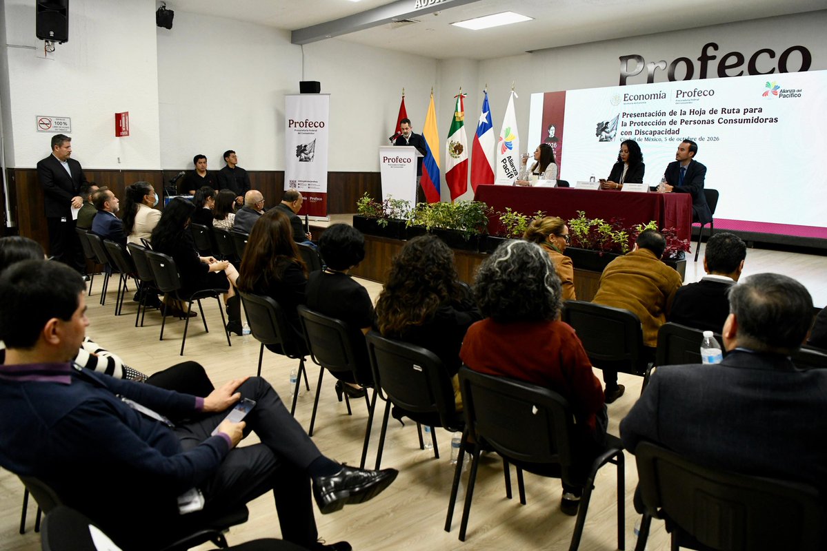 ivan_escalante's tweet photo. Hoy recibimos a autoridades y representantes de Chile 🇨🇱 , Colombia 🇨🇴 y Perú 🇵🇪 , países que forman parte de la @A_delPacifico, para presentar los resultados de la Hoja de Ruta para la protección de las personas consumidoras con discapacidad. 

🫱🏻‍🫲🏼 Asegurar condiciones de igualdad, autonomía y dignidad en el ejercicio de sus derechos rige la integración y cooperación regional para identificar desafíos y traducirlos en beneficios para la sociedad.