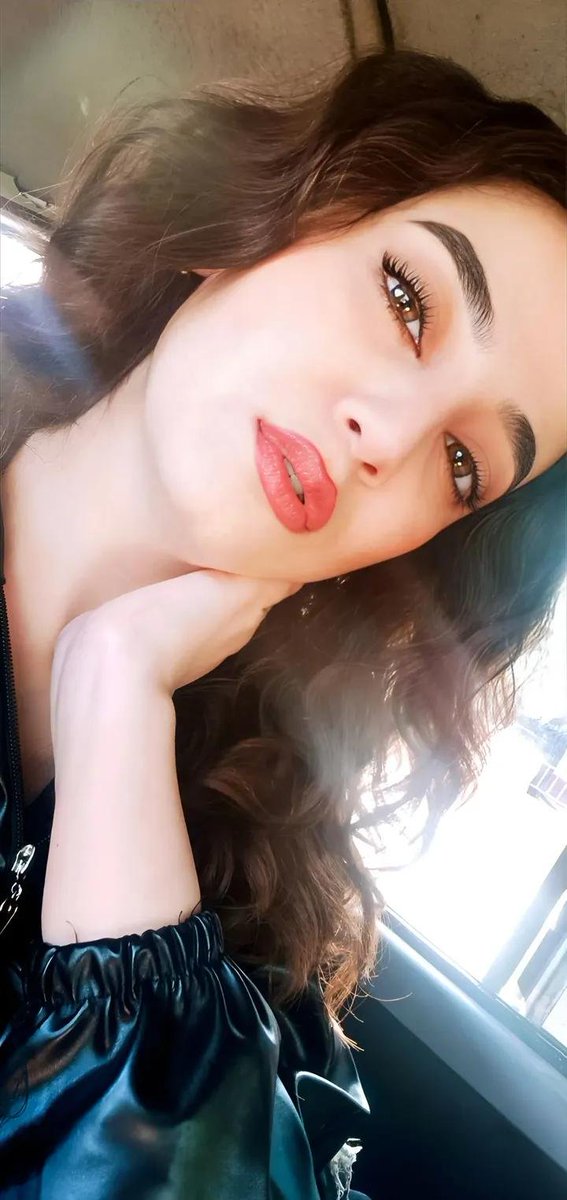 masadg0j's tweet photo. تعالى بس حط شفة ع شفة اه حموت ريتويت ومتابعة فدوا الغالي 👩‍❤️‍👨💋 https://t.co/Gz5iRgODvR