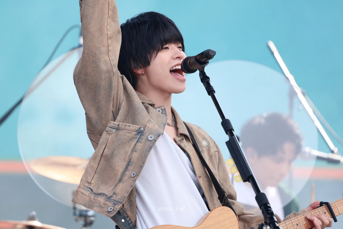 yuu_ky0's tweet photo. 261004 HQ #xmf #吉田右京
右京くん､誕生日おめでとう！🎉💗

오늘은 마르시 보컬 요시다 우쿄 생일입니다!!!
생일날 입덕할 수 있는 기회 너무 귀하다....♡

@ukyoson1017 #マルシィ #마르시 https://t.co/J9eQwfSr9C