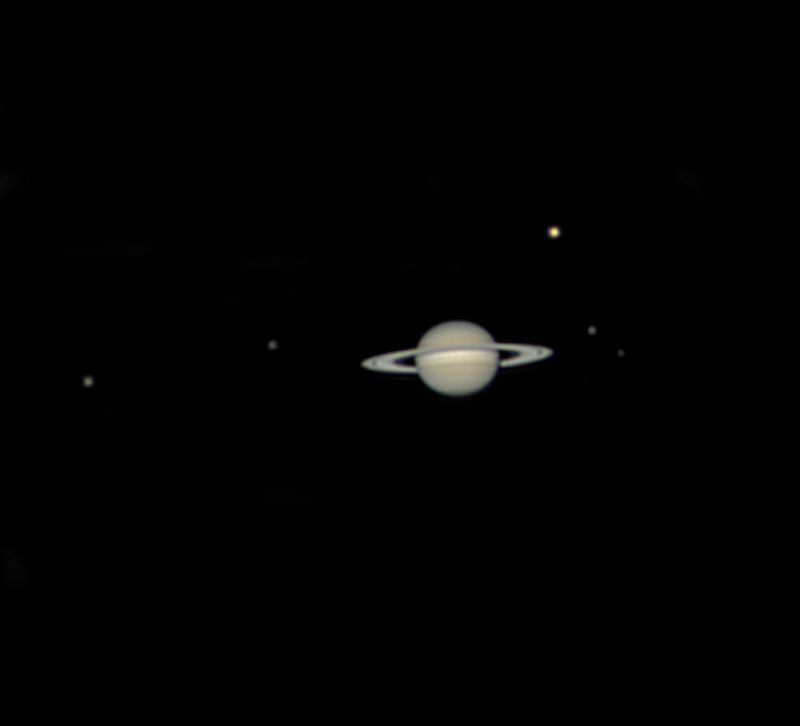 earthskyscience's tweet photo. Behold Saturn and its moons! Roberto Ortu in Cabras, Sardinia, Italy, captured this view of #Saturn and some of its larger #moons in late September. Thank you, Roberto! 🪐📸
https://t.co/KSEDblIW0z

See more great photos and submit yours, here:
https://t.co/MGPtSH6qKK https://t.co/CTwQx5RbLF