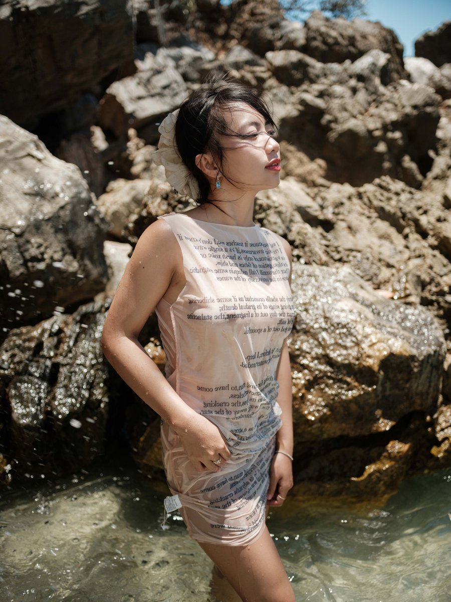 LisaYuyuki's tweet photo. salt water, sheer dress 🌊 https://t.co/RgbCfUf9Cl