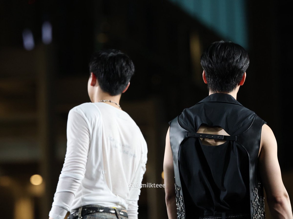 thai_milkteee's tweet photo. 05.10.2026
PIL FAN INTIMACY

2年毎に新しいシリーズが見れて、こんな素敵なイベントも開催してもらえるなんて、本当に幸せだなと改めて実感。いつも沢山の楽しいや幸せをありがとうございます🫶

#PoliceinLoveFanEXP
#หยิ่นวอร์ https://t.co/mBC3Bpbzg6