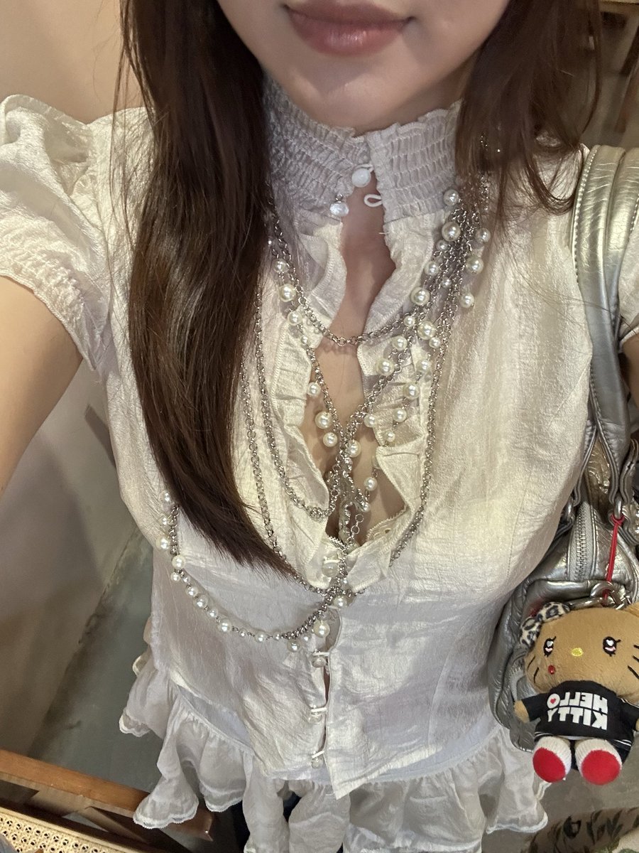 ZooeyWoqv's tweet photo. 新项链美美得 https://t.co/7Doa6DHOcX