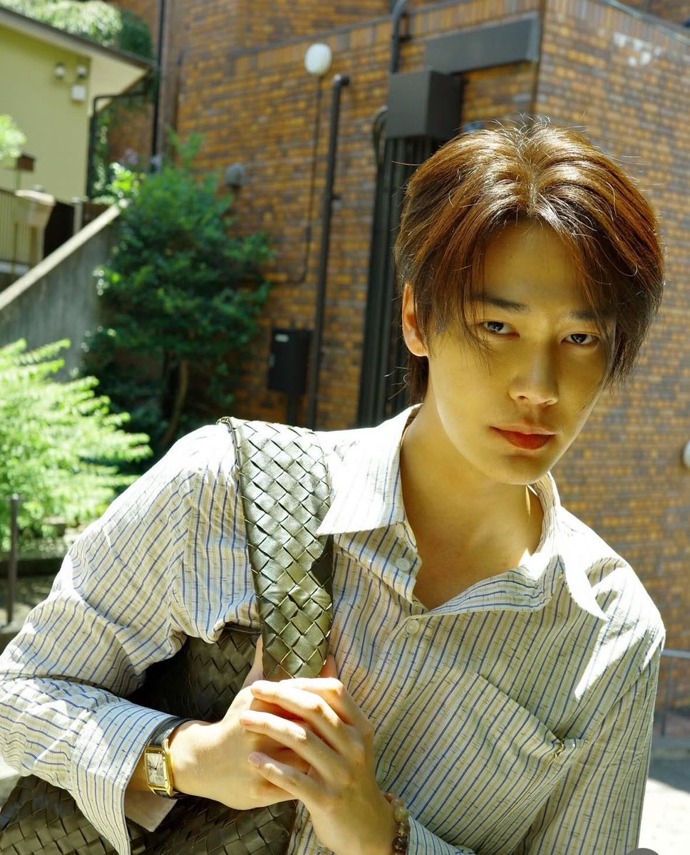 starsofthesea_'s tweet photo. หนุ่มตี๋ที่จริงใจ ผมให้ขึ้นหึ้งเลยเซ็ทญี่ปุ่นนี้😔 

#dew_jsu https://t.co/TWakwo1TNl