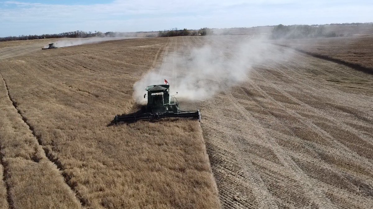 teatpuller30's tweet photo. Beautiful day to be out crushing #L343 acres. #hammerdown #theendisnear https://t.co/YI9tDuOEgo