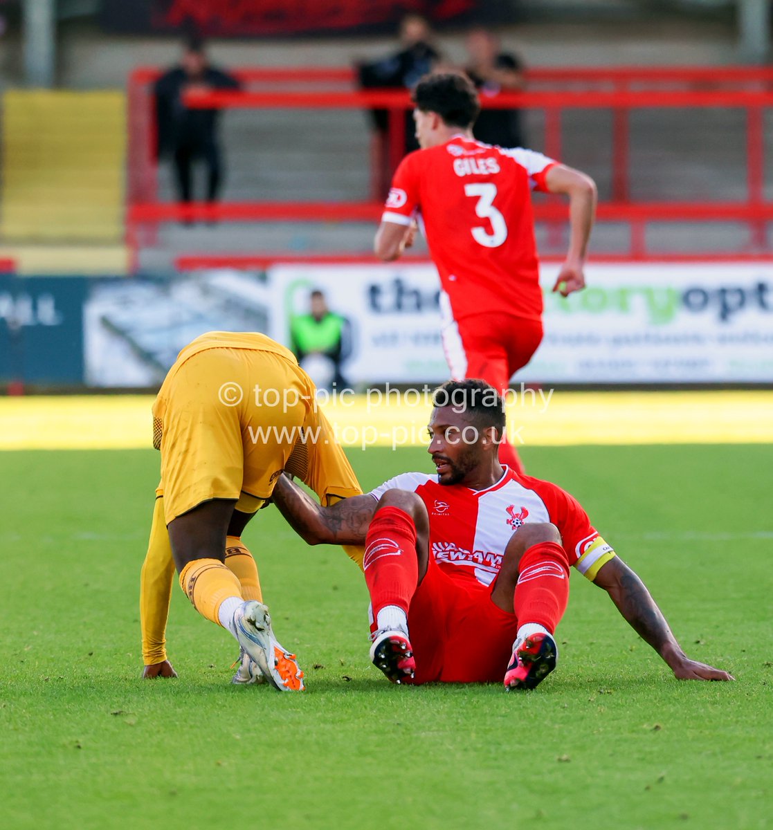 toppiccouk's tweet photo. (2/2) @khfcofficial 1 v 1 @suttonunited in the @NL_Enterprise on 3/10/26 #freelance #sports #photographer all images copyright #getintouch for use, prints, booking - https://t.co/sCK7rwEaXY https://t.co/XZQ5kQoUrM