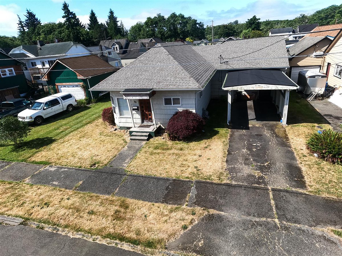 GreningerHarley's tweet photo. Don't scroll past this home! It might be what you've been looking for.

#PremierRealty #AberdeenWA #RealEstate #Graysharbor https://t.co/o6CQ8jBCi0