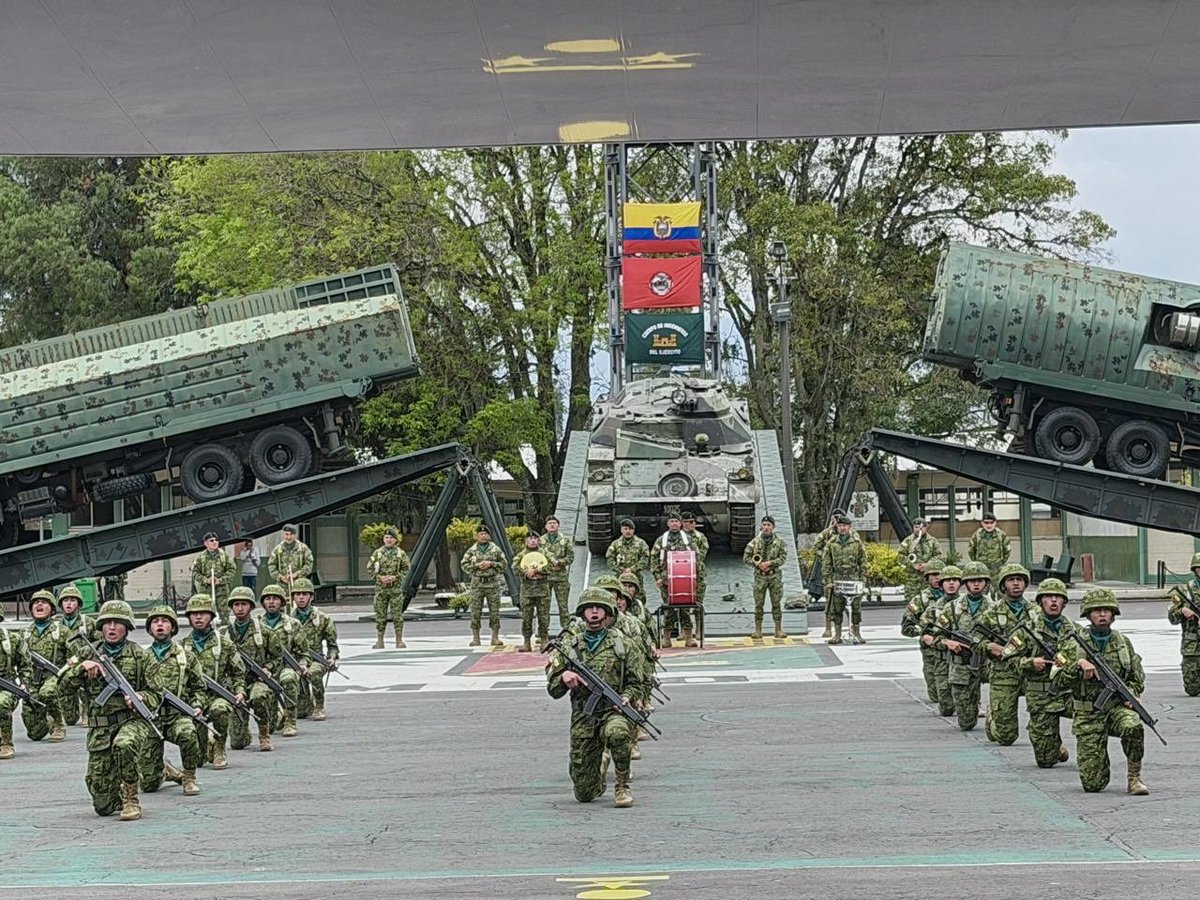 EGuzmanurresta's tweet photo. Quiero expresar mi reconocimiento al Arma de Ingeniería Militar del Ejército Ecuatoriano, al conmemorarse 124 años de su creación y 58 años del Cuerpo de Ingenieros del Ejército. 🇪🇨

Reconozco la entrega, disciplina y vocación de servicio de hombres y mujeres que, desde su labor, contribuyen a la seguridad, al desarrollo y al bienestar de nuestro país.

Mi gratitud y reconocimiento a quienes forman parte de esta institución y mantienen firme su compromiso con el Ecuador.

¡Honor y gratitud a quienes sirven a nuestra Patria! 🇪🇨

#IngenieríaMilitar #EjércitoEcuatoriano #CuerpoDeIngenieros #Ecuador #AsambleaNacional #JhajairaUrresta