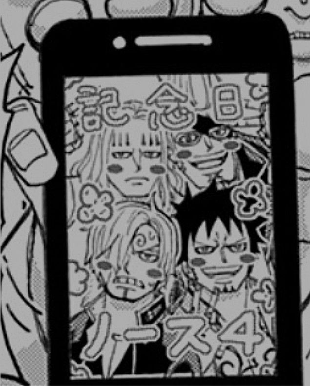 sanjisleghairr's tweet photo. happy birthday law, our sanji fanboy https://t.co/5HHg3aem2t