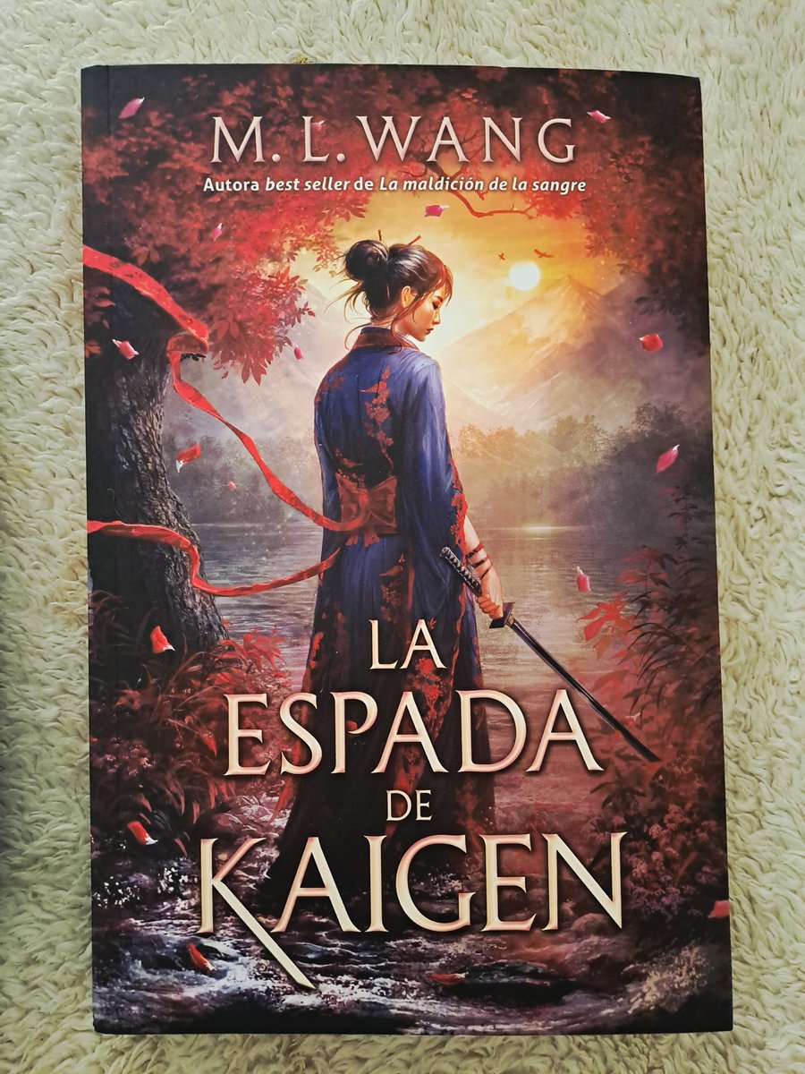 drafoxter's tweet photo. Finally got some bookmail! Had to visit the post office to pick it up, but I finally got the @Wraithmarked editions of Where Loyalties Lie and The Sword of Kaigen. Books look stunning. Now I have 3 editions of the Kaigen book. @RoboftheHayes https://t.co/tqaKJEoalG