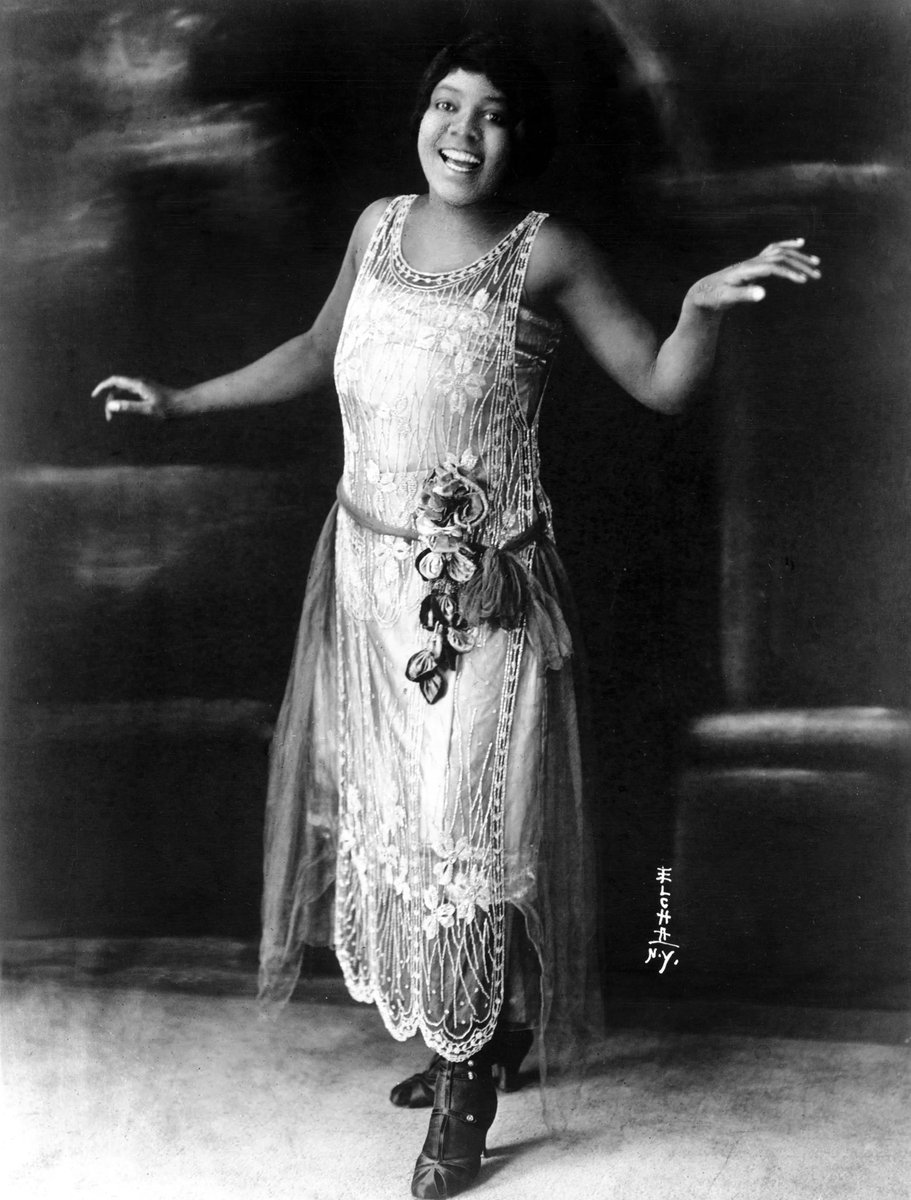 ladielabrys2's tweet photo. I think part of why so many bisexual women don’t want to identify as bisexual is because they have little to no representation and feel that bisexuality is an invalid sexuality or identity, or that their attraction to women is inherently lesser.

So here are four very fascinating and cool bisexual women of history who are known for their exciting lives and dalliances with other women.
Josephine Baker was an actress, singer, exotic dancer and successful spy for the French Resistance against the Nazis, she had a pet cheetah, and adopted 12 children from around the world. She is also the first American woman to get a receive a military funeral in France.

Djuna Barnes was a journalist, writer, artist and novelist known for her groundbreaking book Nightwood, known for one of the earliest depictions of the then underground bohemian community and LGB community in literature (then known as the Demi-Monde, or twilight world). She is known for an affair with Lesbian heiress Natalie Clifford Barney and a long relationship with lesbian photographer Thelma Wood, which relationship is heavily portrayed in Nightwood.

Bessie Smith was blues singer who was well known for her relationships with the other bisexual and lesbian women of the Harlem Renaissance. One of her more notorious stories includes her good friend and fellow black bisexual blues singer Ma Rainey who was arrested after being  busted for having an all-female sex party in her apartment, to which Bessie bailed her out for.

Tallulah Bankhead was an American actress known for her many relationships with other women actresses and singers like Greta Garbo, Marlene Dietrich, Billie Holliday and Hattie McDaniel. She is known for referring to herself as “ambisextrous” and lived out her later years loudly advocating for civil rights and rallying against segregation.