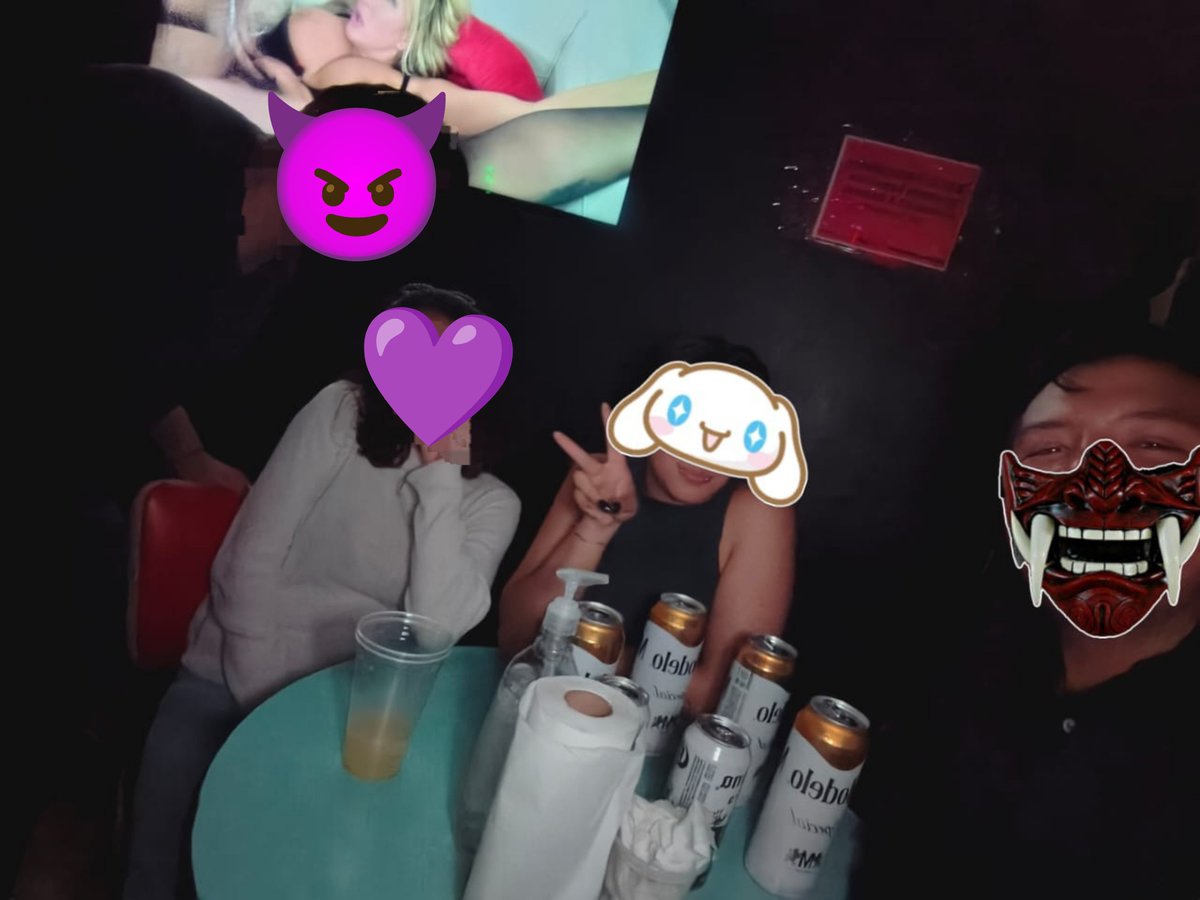 pecoval's tweet photo. Pasando un dominguito en cabinas 🥴🔥con nuestros amigos @ParejaJovenViLu la verdad es que estuvo realmente increíble 🫢
#esperandootrasalidaigual 🔥💜 https://t.co/euJBTPCV3p