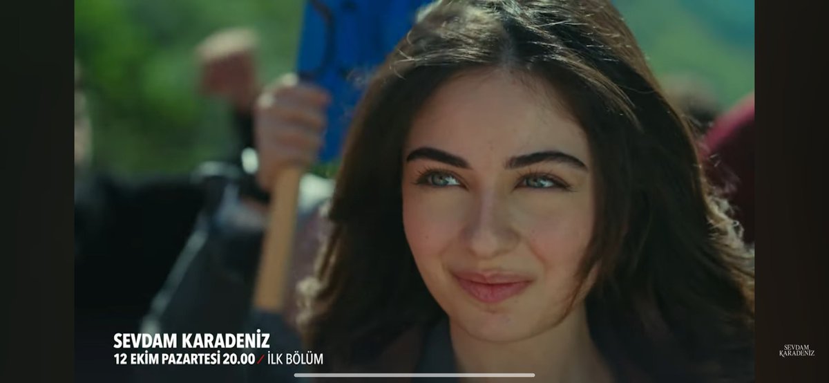 Rabiagsx's tweet photo. Uy zeykuz da mükemmel açılış yaptı kız sarı furtunayı Alazlı olduğunu bilmiyorken kaçalım diyo bu çiftler için yerimizi alalım amca yeğen yeniceli ailesine kök söktürecekler paralel aldık 

#üzvol #zeykuz #sevdamkaradeniz https://t.co/ansH6dKHvW