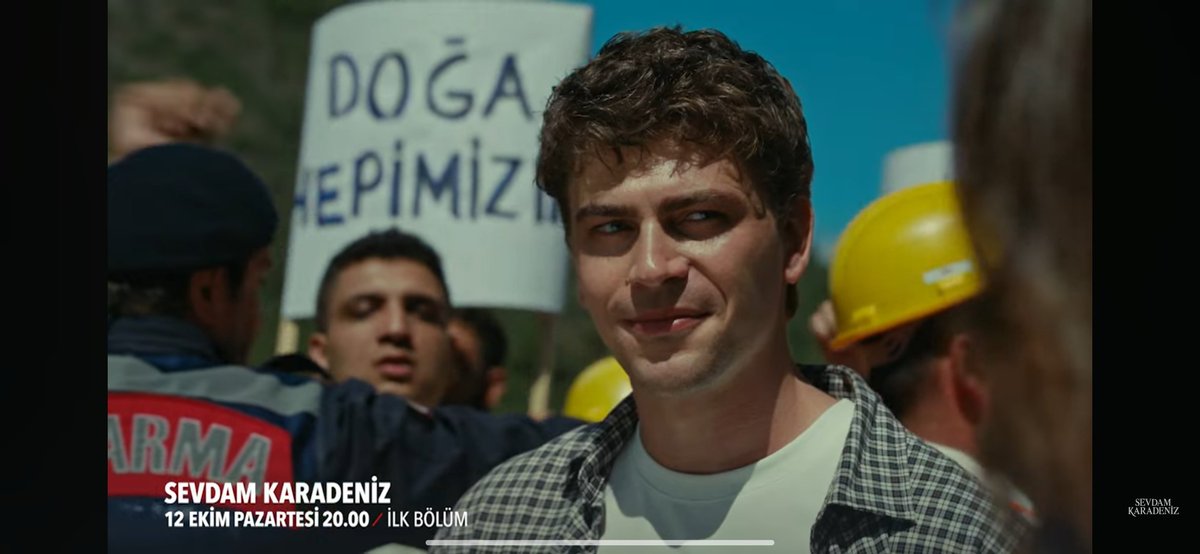 Rabiagsx's tweet photo. Uy zeykuz da mükemmel açılış yaptı kız sarı furtunayı Alazlı olduğunu bilmiyorken kaçalım diyo bu çiftler için yerimizi alalım amca yeğen yeniceli ailesine kök söktürecekler paralel aldık 

#üzvol #zeykuz #sevdamkaradeniz https://t.co/ansH6dKHvW