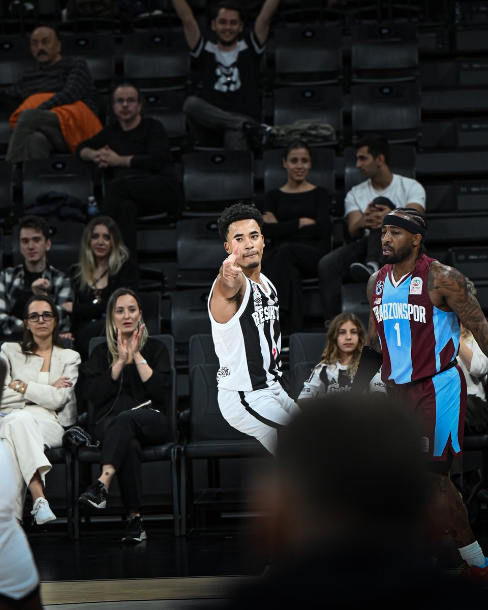 BJK_Basketbol's tweet photo. WIN https://t.co/4trc3ubyIZ
