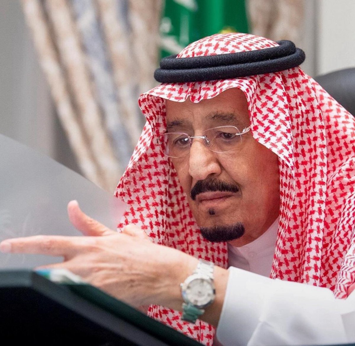 BinSfrann's tweet photo. 🔹 بناءً على توجيهات #خادم_الحرمين_الشريفين بالاستجابة لطلب رئيس مجلس القيادة الرئاسي اليمني .

🔹 #وزارة_الداخلية تعلن بدء تصحيح أوضاع جميع الموجودين في المملكة بطرق غير نظامية من الجنسية اليمنية . . ••• https://t.co/zikuFXkjc0